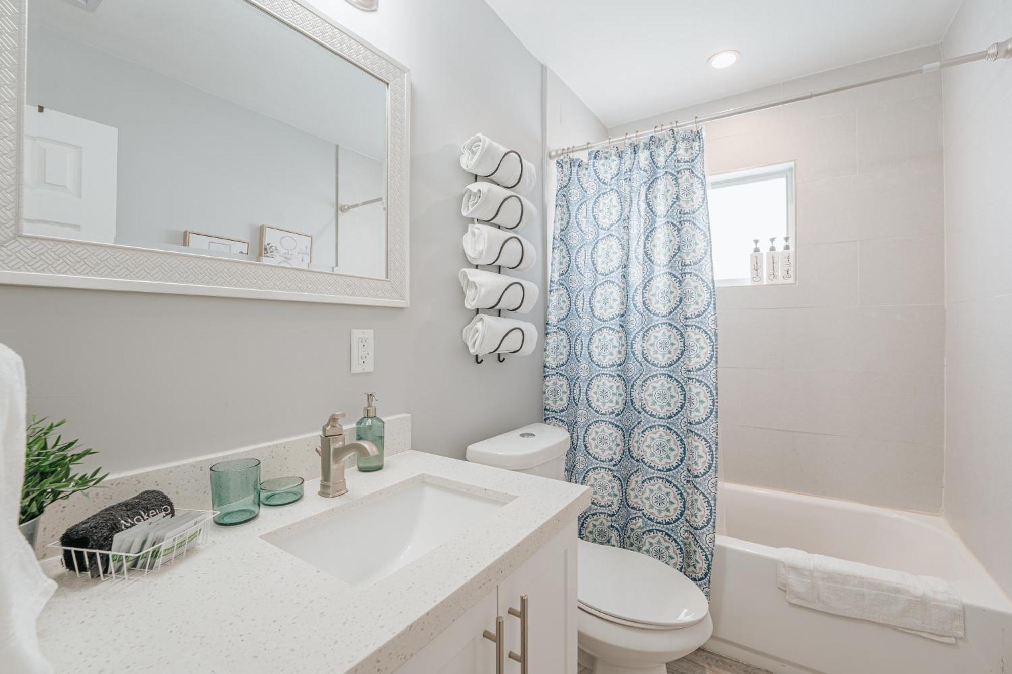 Home With A Pool Close To Beach And Fll Airport Pool Heated October- March Fort Lauderdale Exterior photo