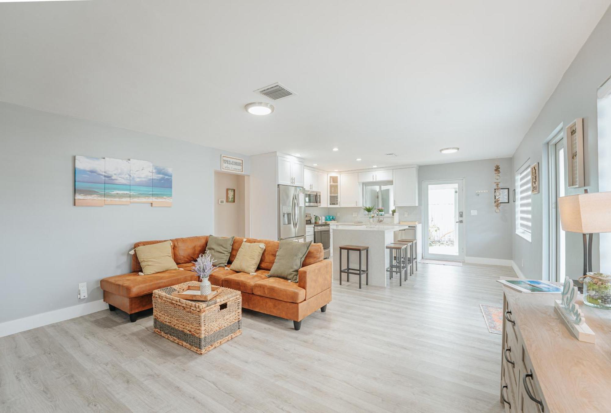 Home With A Pool Close To Beach And Fll Airport Pool Heated October- March Fort Lauderdale Exterior photo